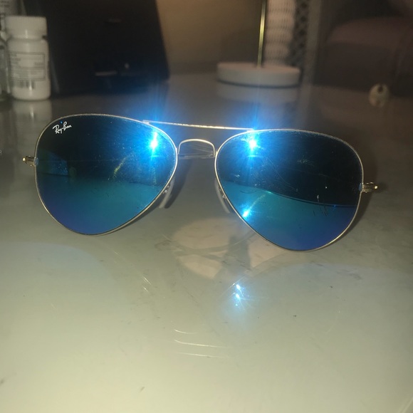 Ray Ban Aviator Blue Flash Lenses - Picture 1 of 6